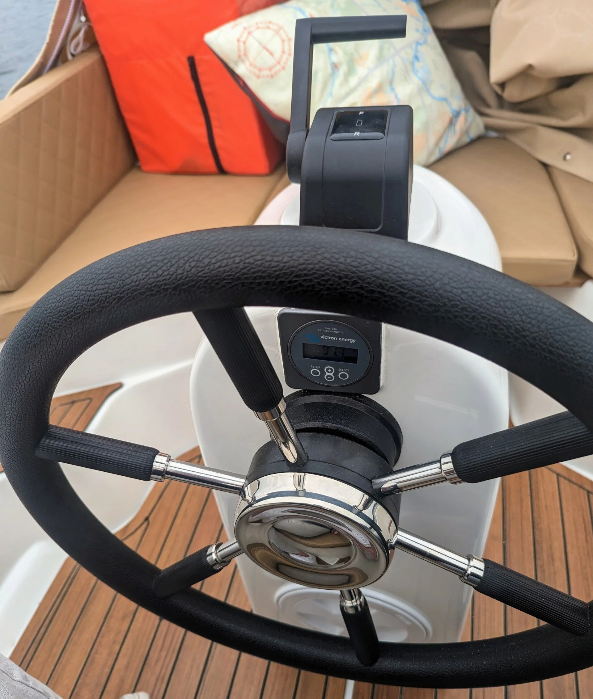 Amarew Elektrische buitenboordmotor met LIFePO4 accu en lader - Image 3