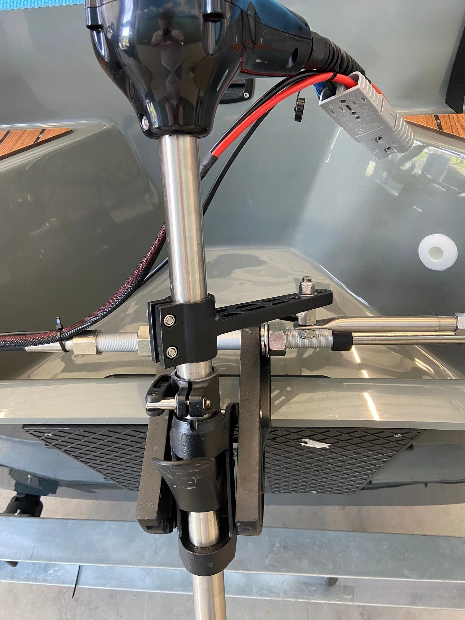 Amarew Elektrische buitenboordmotor met LIFePO4 accu en lader - Image 6