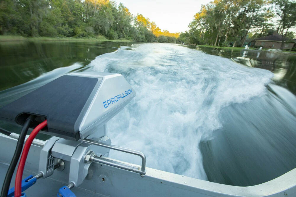 ePropulsion Navy 3.0 Evo 3 kW Elektrische buitenboordmotor inclusief afstandsbediening - Image 9