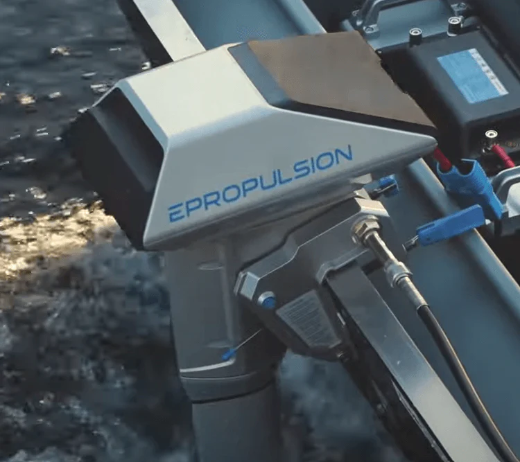 ePropulsion Navy 6.0 Evo 6kW Elektrische buitenboordmotor inclusief afstandsbediening - Image 18