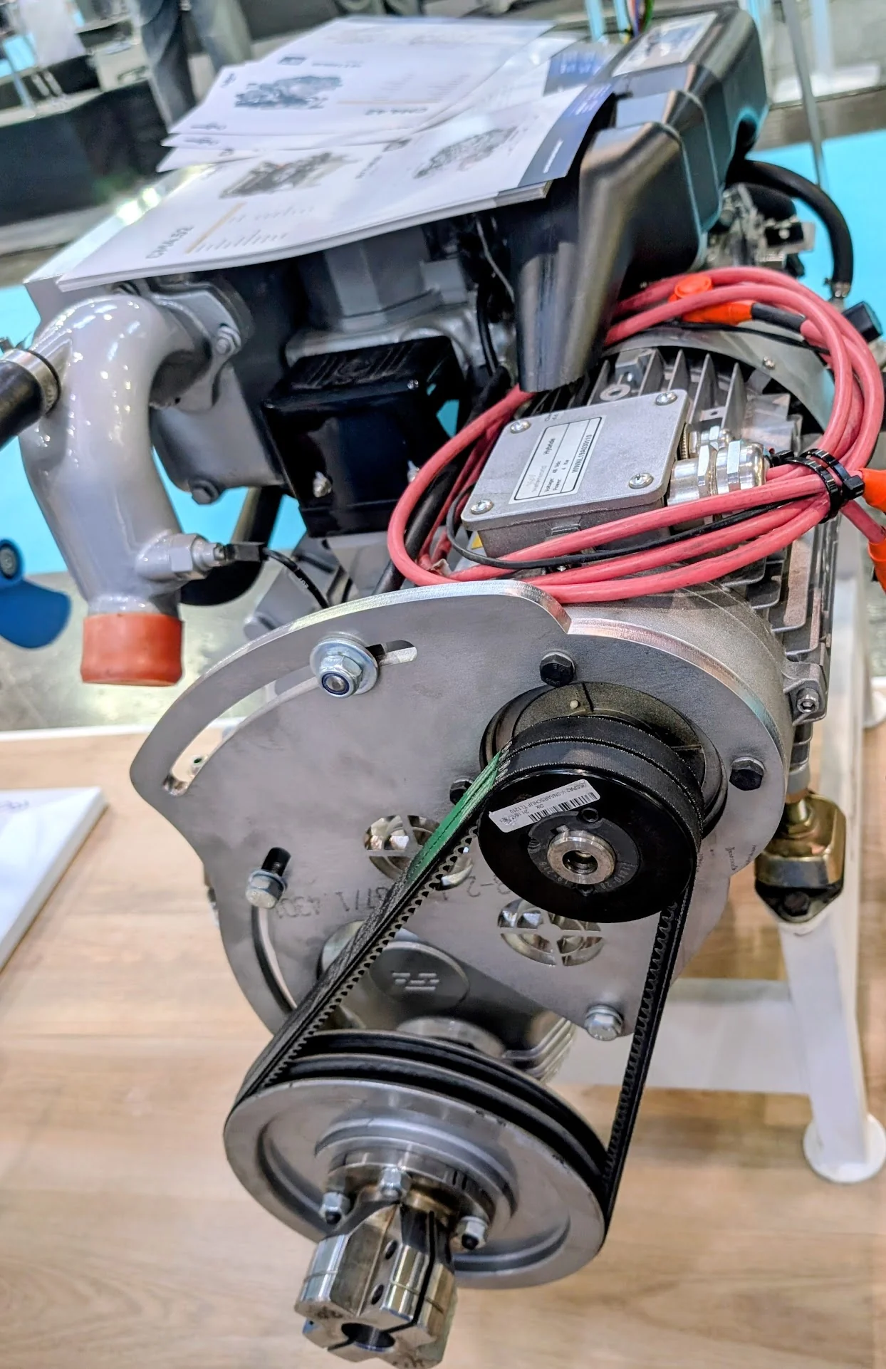 Waterworld 4.0 i/h 10.0 i/h 20.0 i/h (hybride) elektrische binnenboordmotor 5 - 20 kW 48V - Image 52