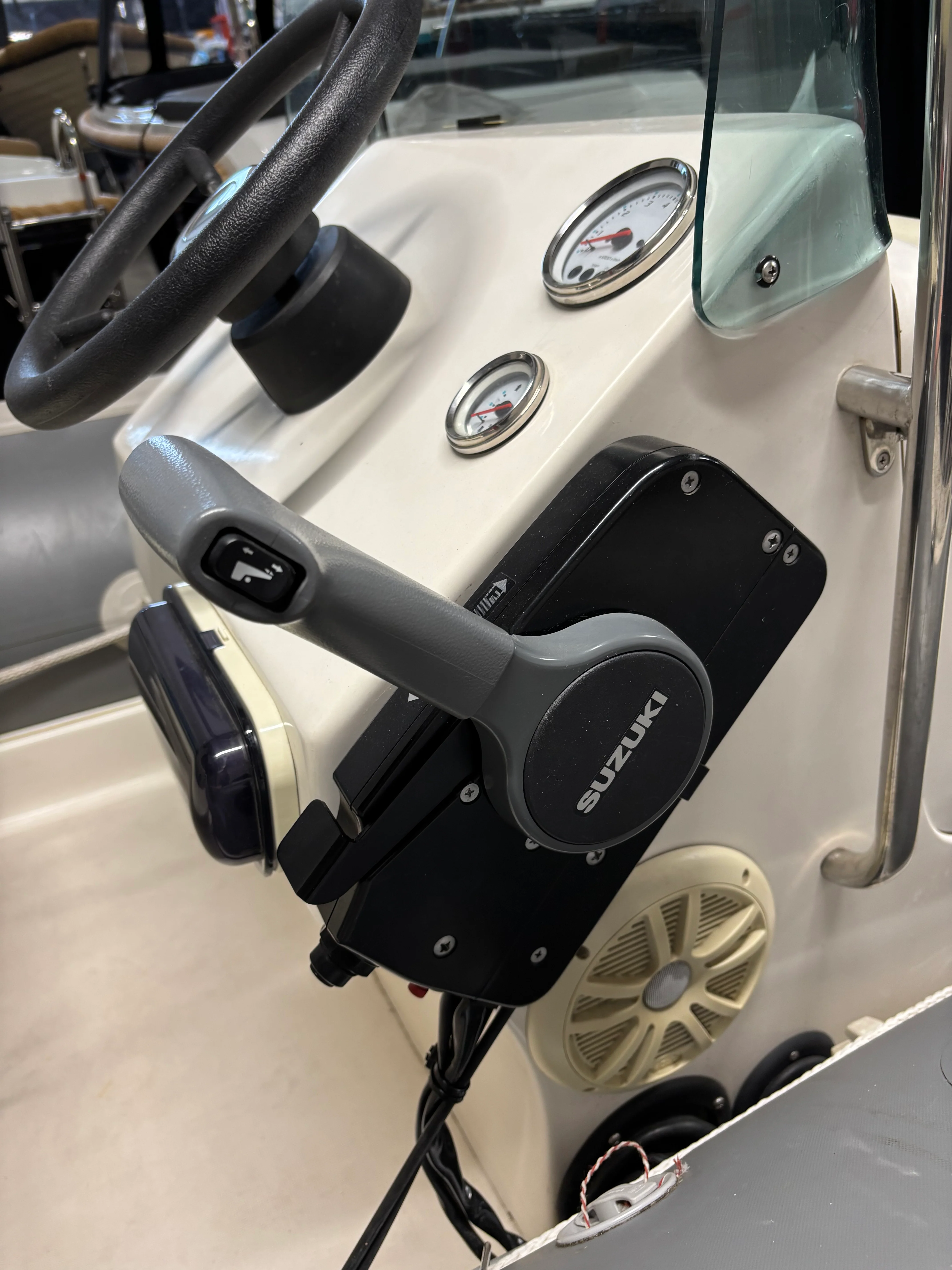 Excellent rib 430 met 50 pk weinig uren Full options - Image 19