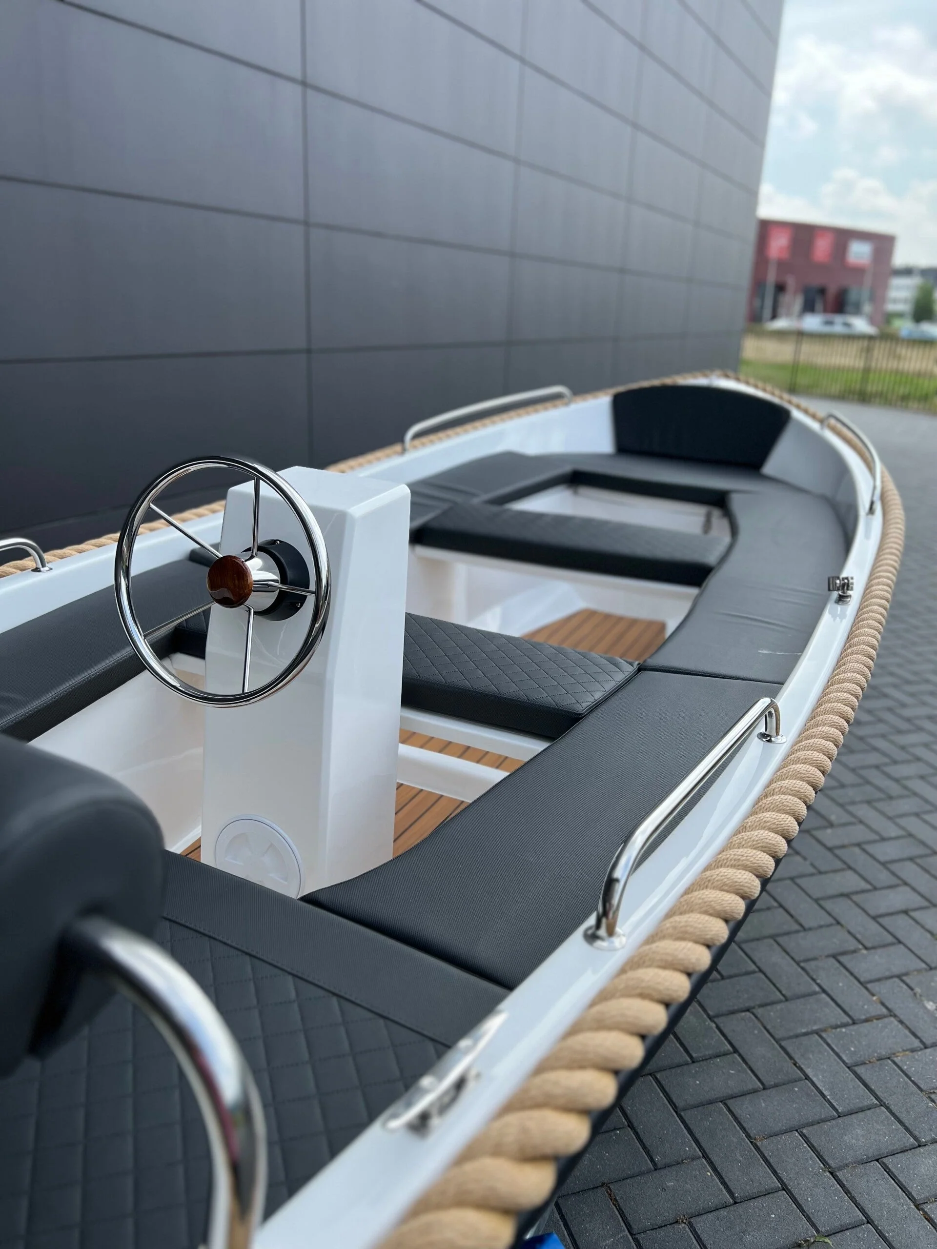 Marinaut 430 elektrische klassieke sloep 4 meter - Image 4