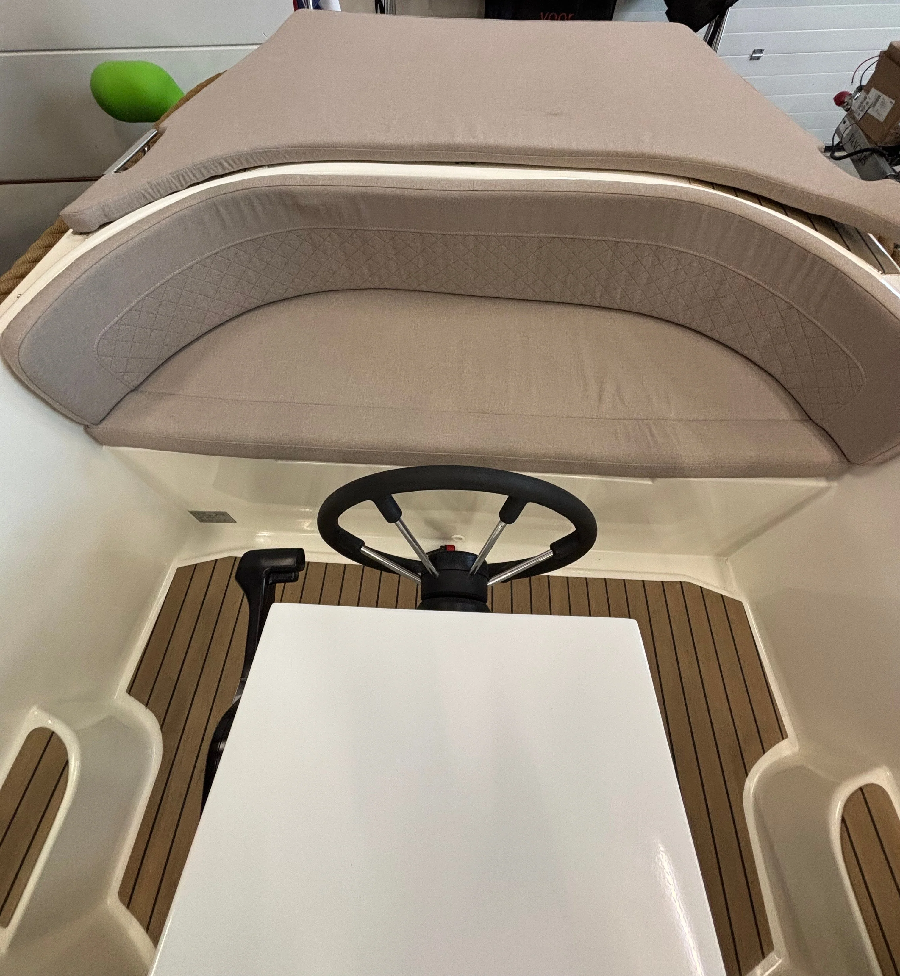 Marinaut 590 Tendersloep 6 meter 8 personen - Image 102