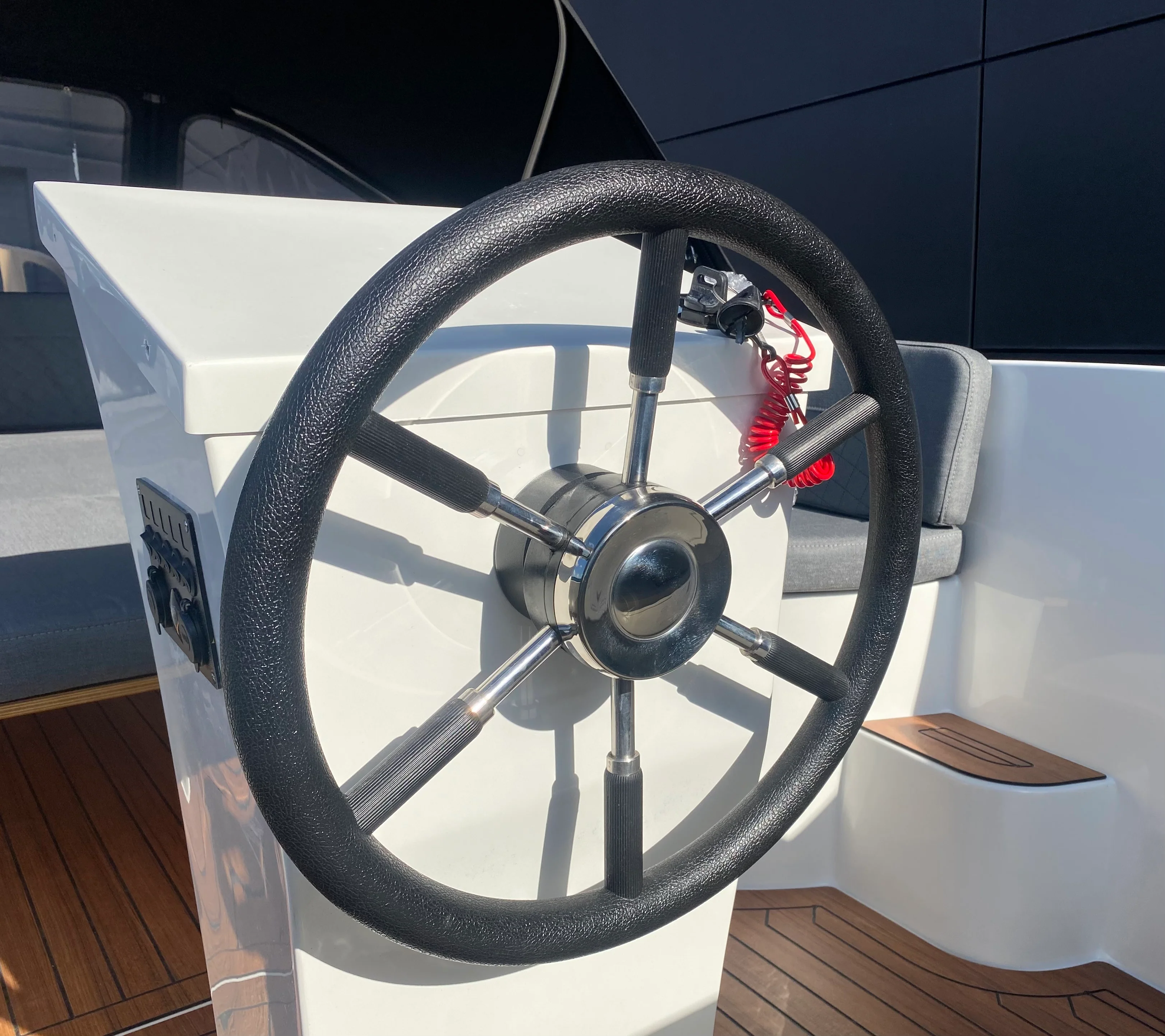 Marinaut 590 Tendersloep 6 meter 8 personen - Image 13