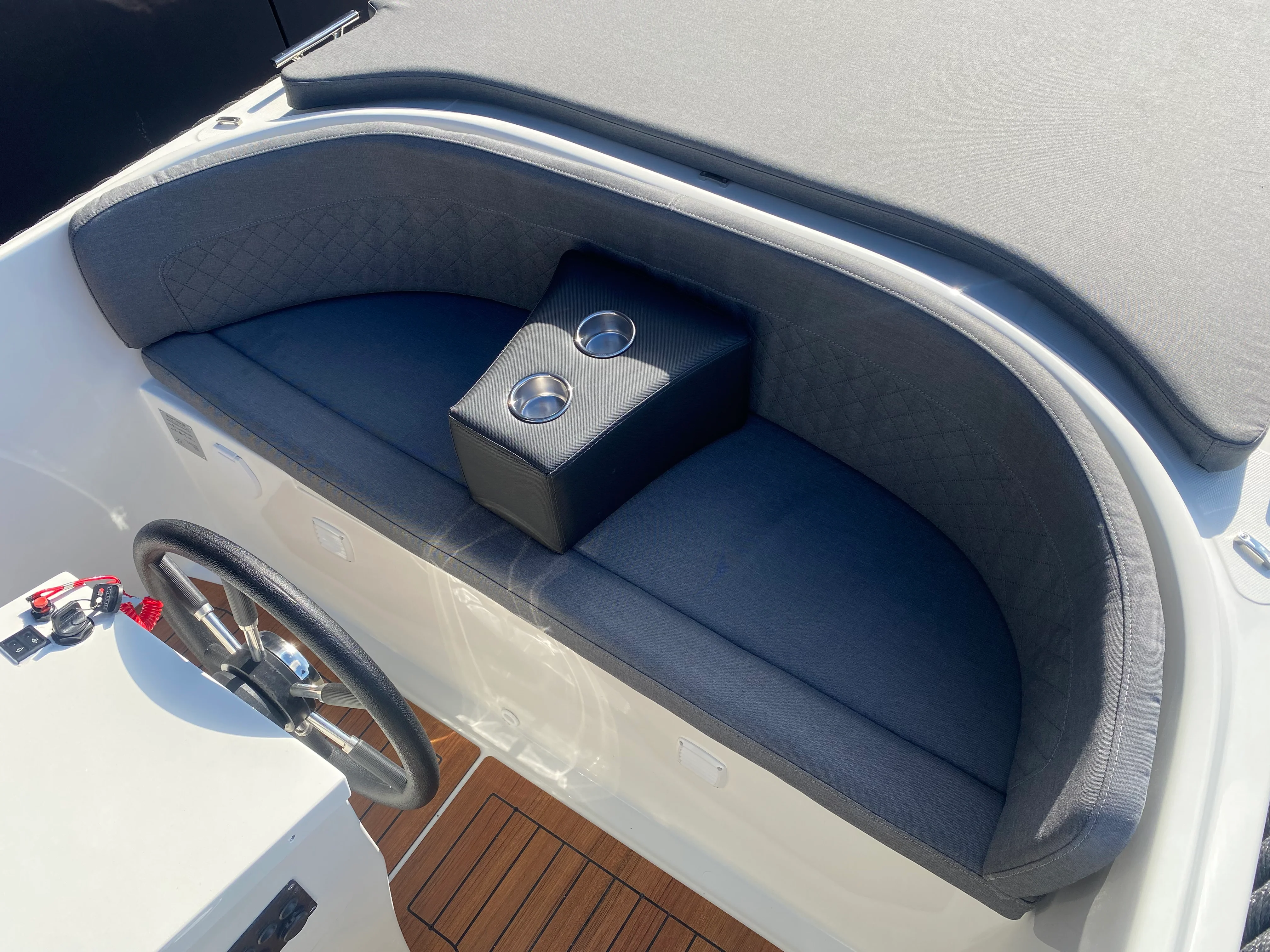 Marinaut 590 Tendersloep 6 meter 8 personen - Image 14