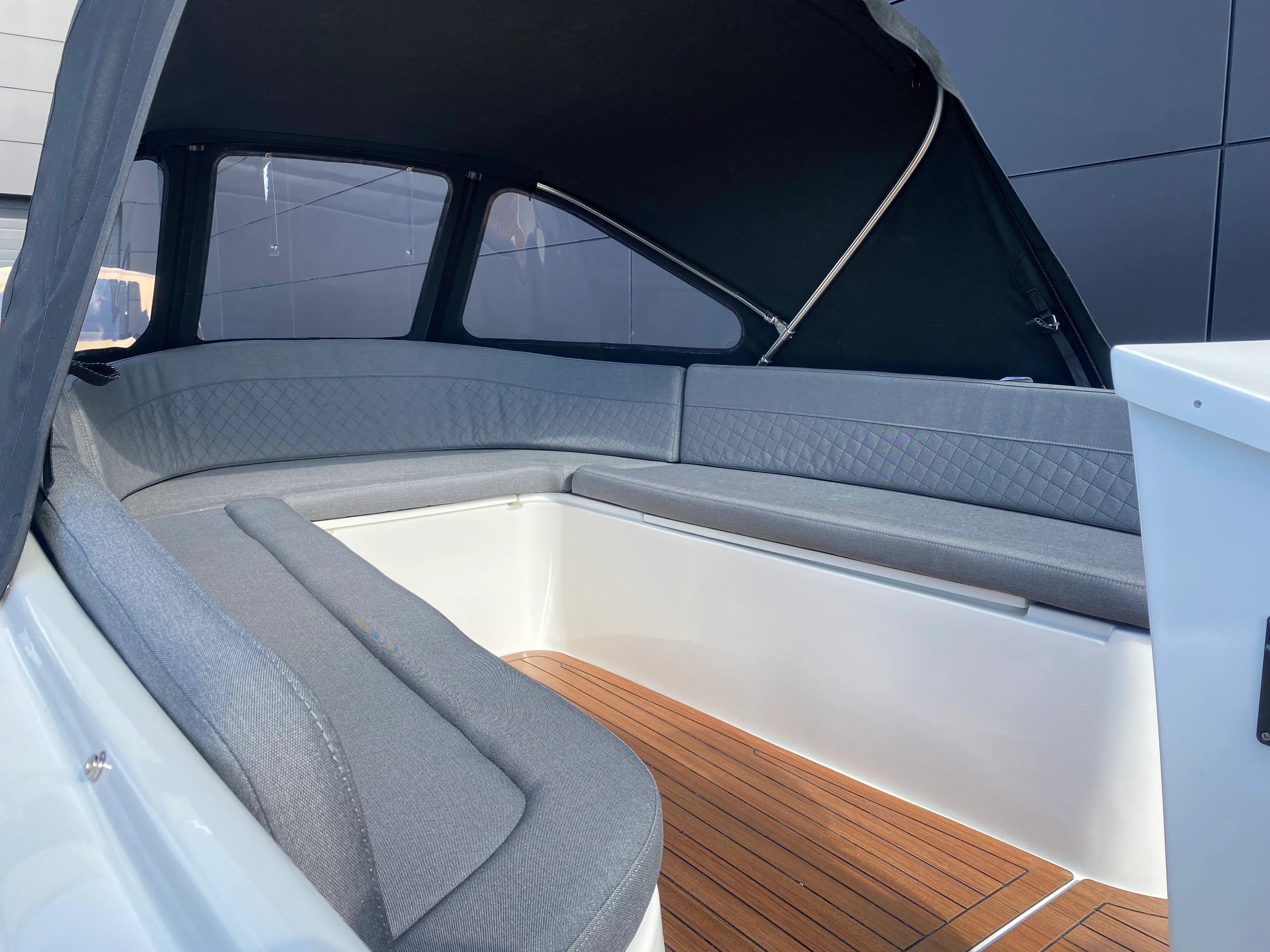 Marinaut 590 Tendersloep 6 meter 8 personen - Image 18