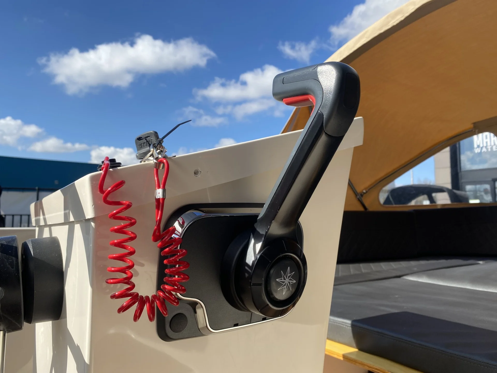 Marinaut 590 Tendersloep 6 meter 8 personen - Image 24