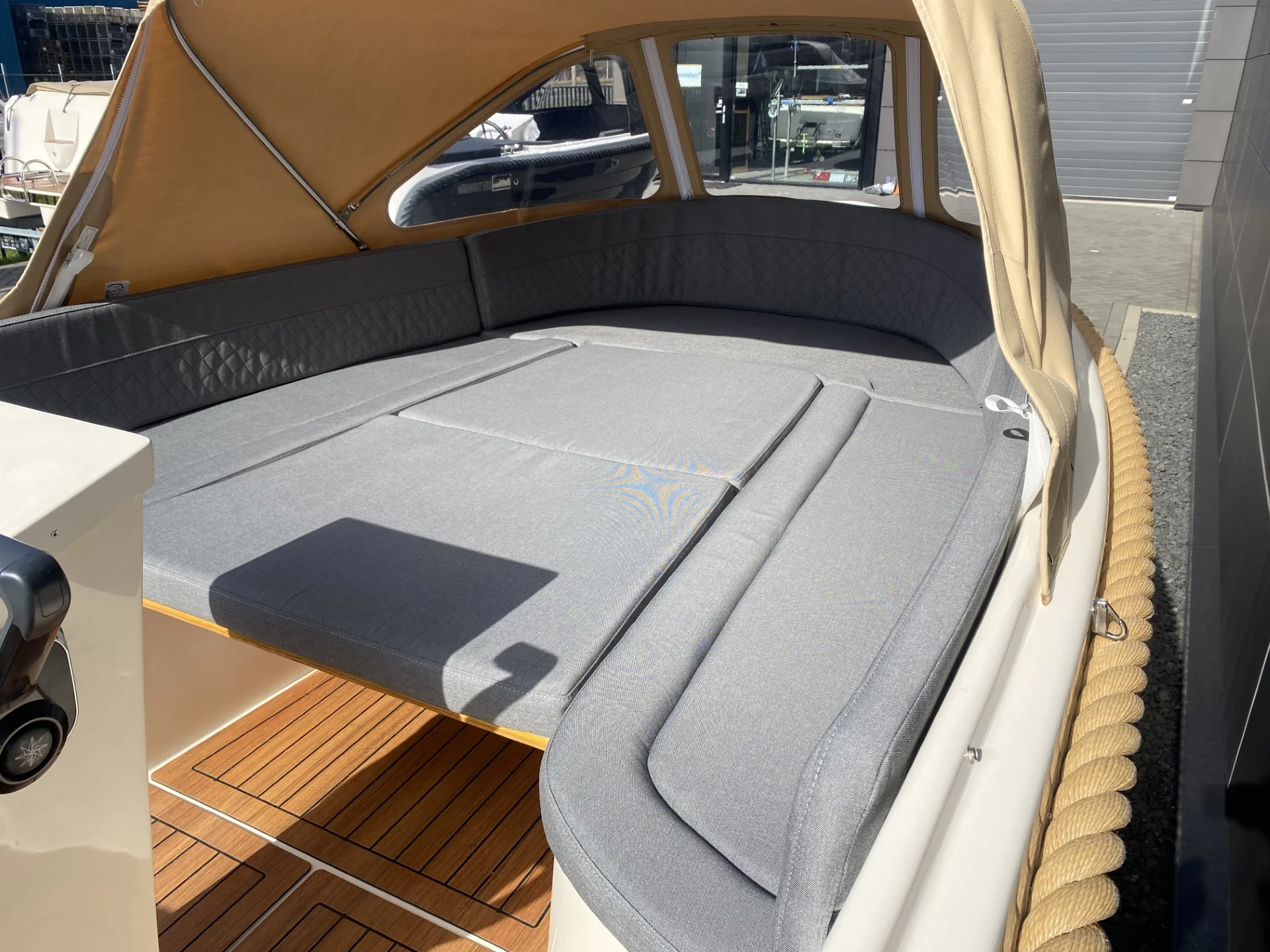 Marinaut 590 Tendersloep 6 meter 8 personen - Image 32