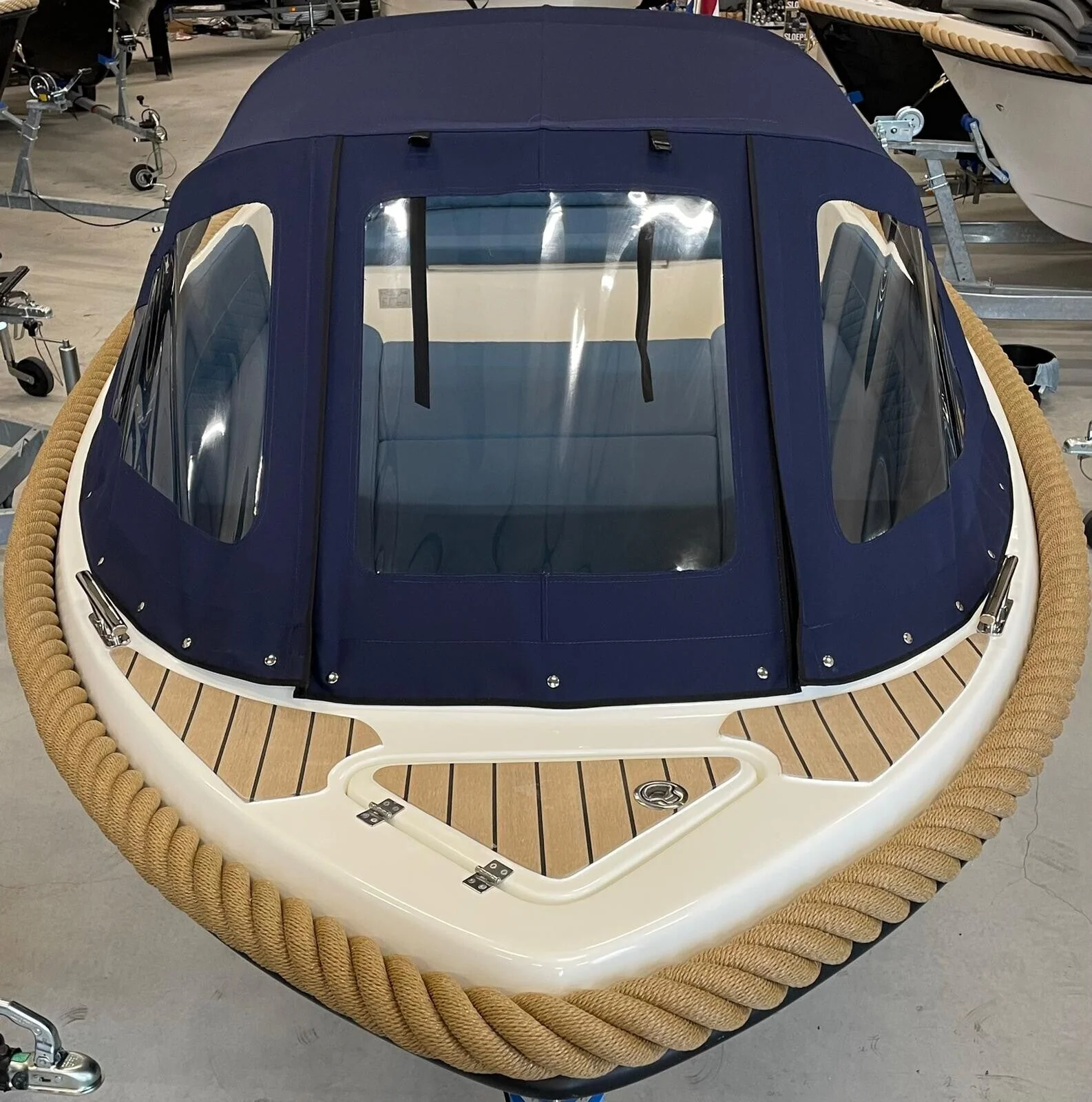 Marinaut 590 Tendersloep 6 meter 8 personen - Image 39