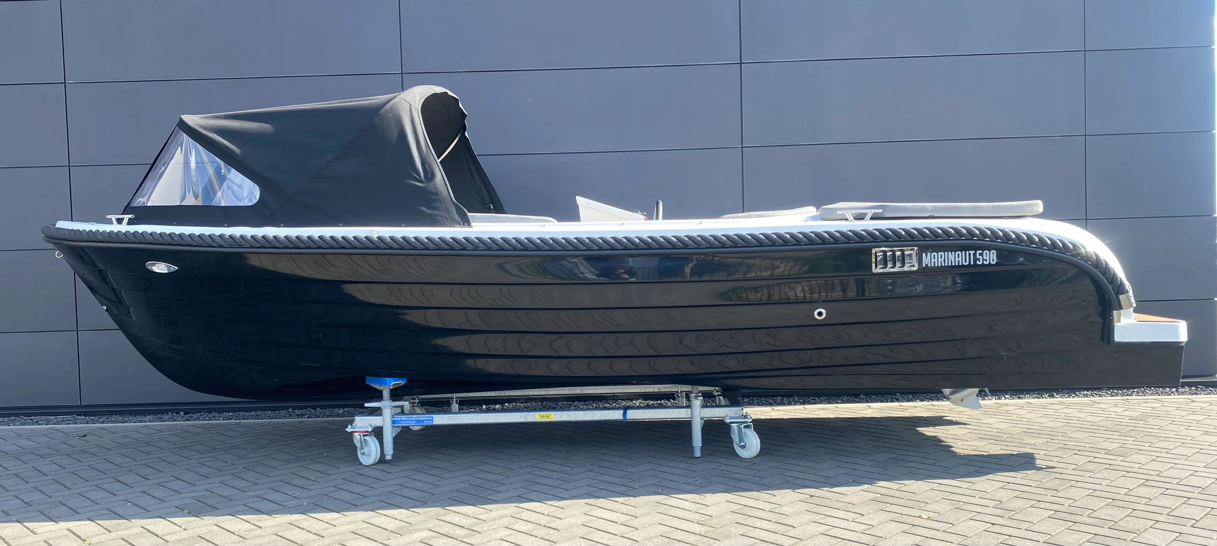 Marinaut 590 Tendersloep 6 meter 8 personen - Image 4