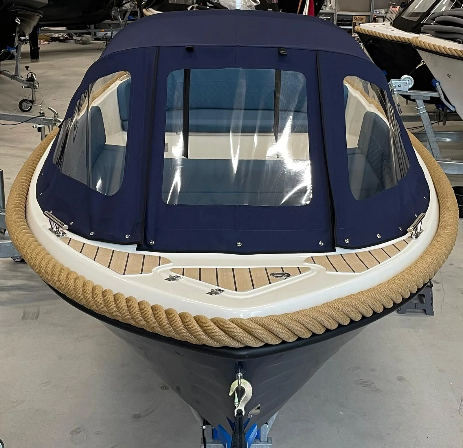 Marinaut 590 Tendersloep 6 meter 8 personen - Image 40