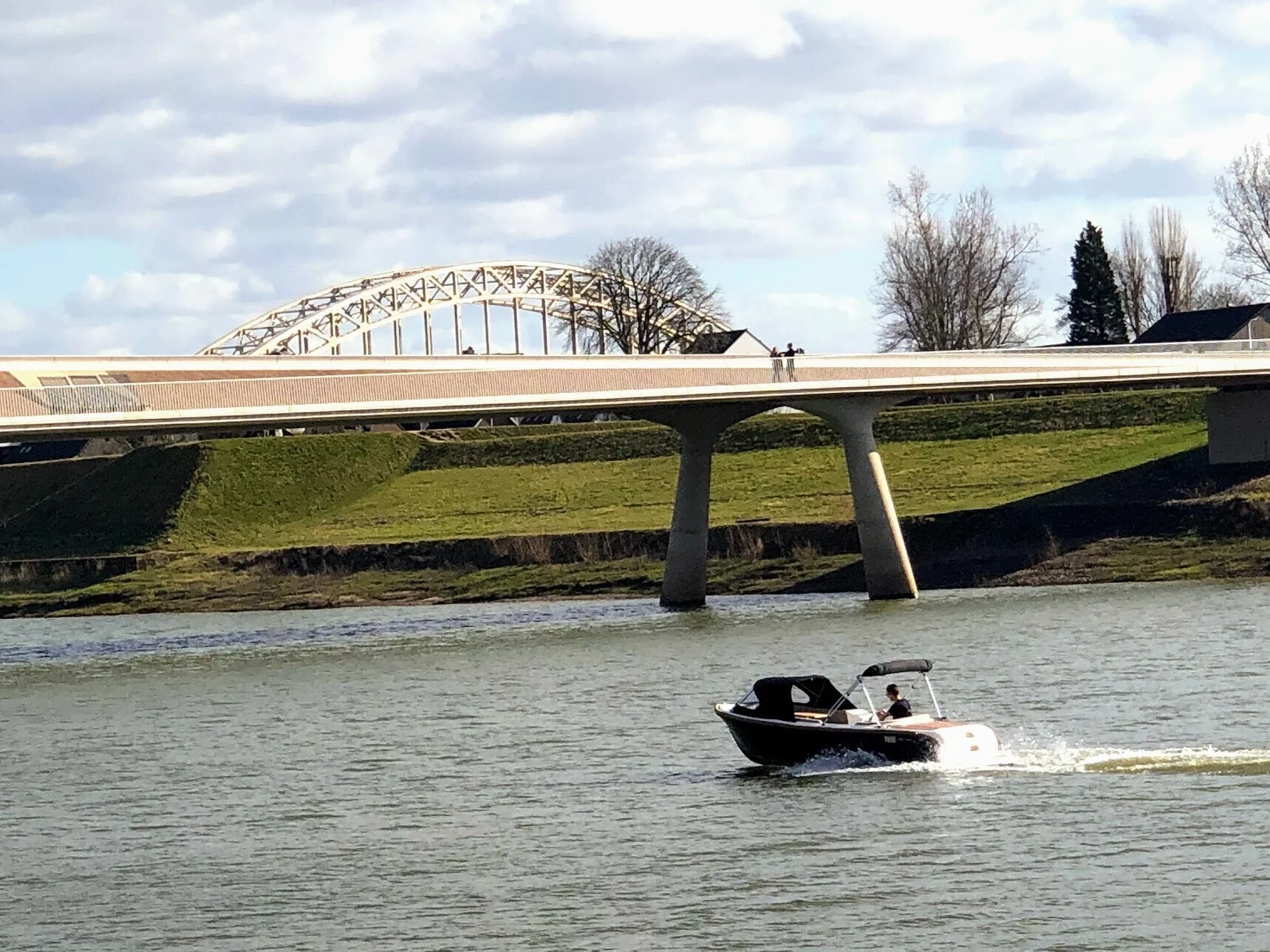 Marinaut 590 Tendersloep 6 meter 8 personen - Image 42