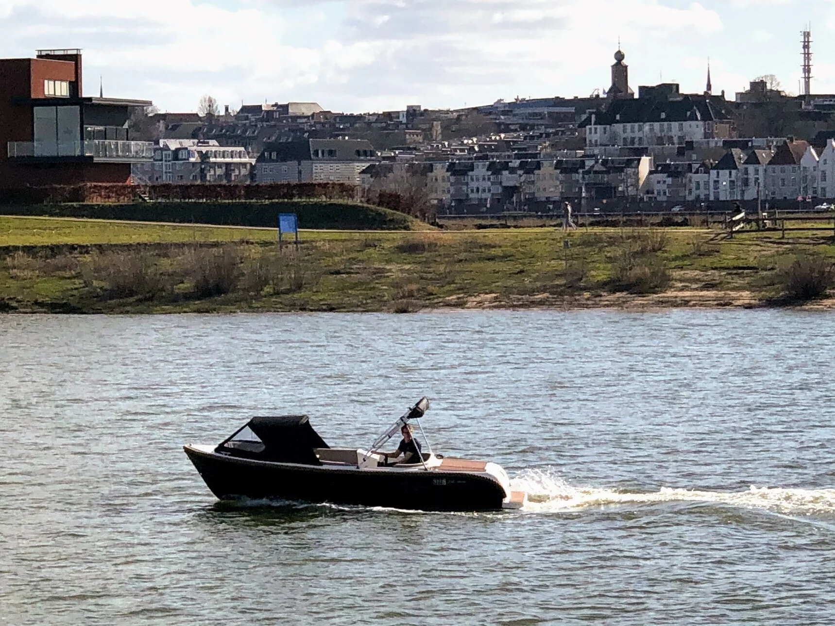 Marinaut 590 Tendersloep 6 meter 8 personen - Image 43