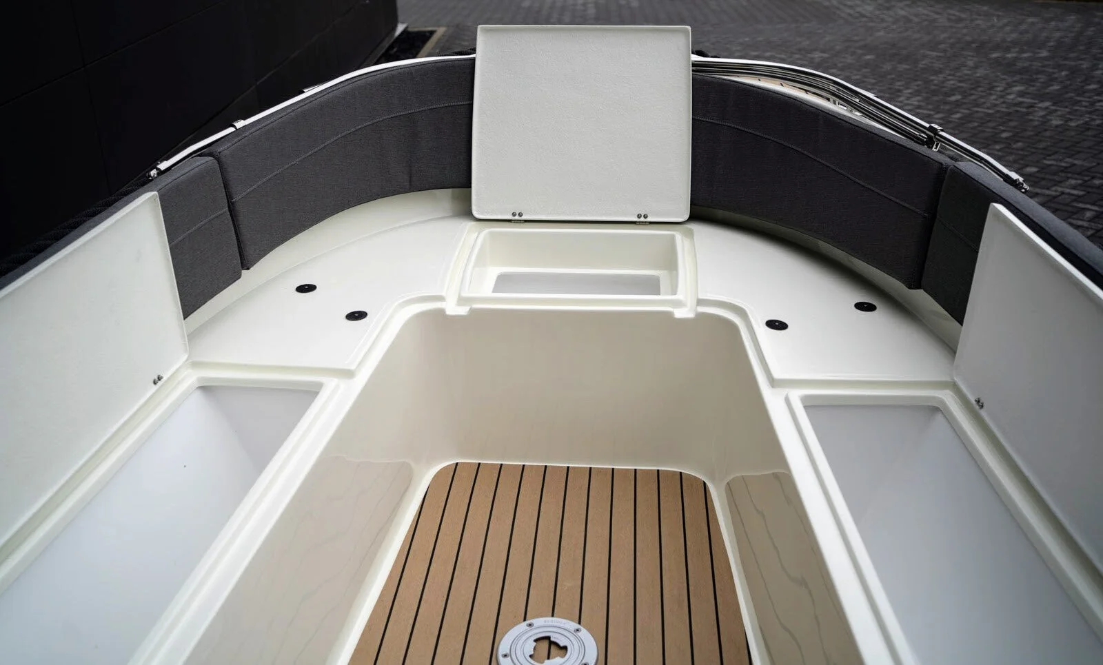 Marinaut 590 Tendersloep 6 meter 8 personen - Image 60