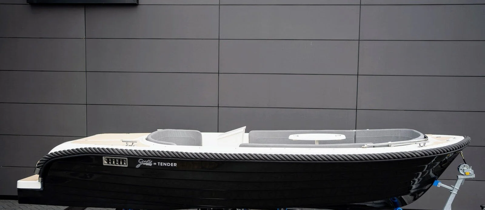 Marinaut 590 Tendersloep 6 meter 8 personen - Image 63
