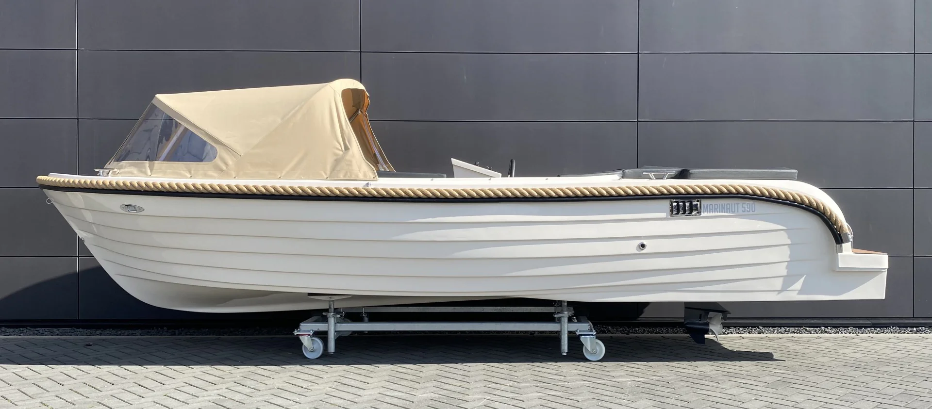 Marinaut 590 Tendersloep 6 meter 8 personen - Image 72