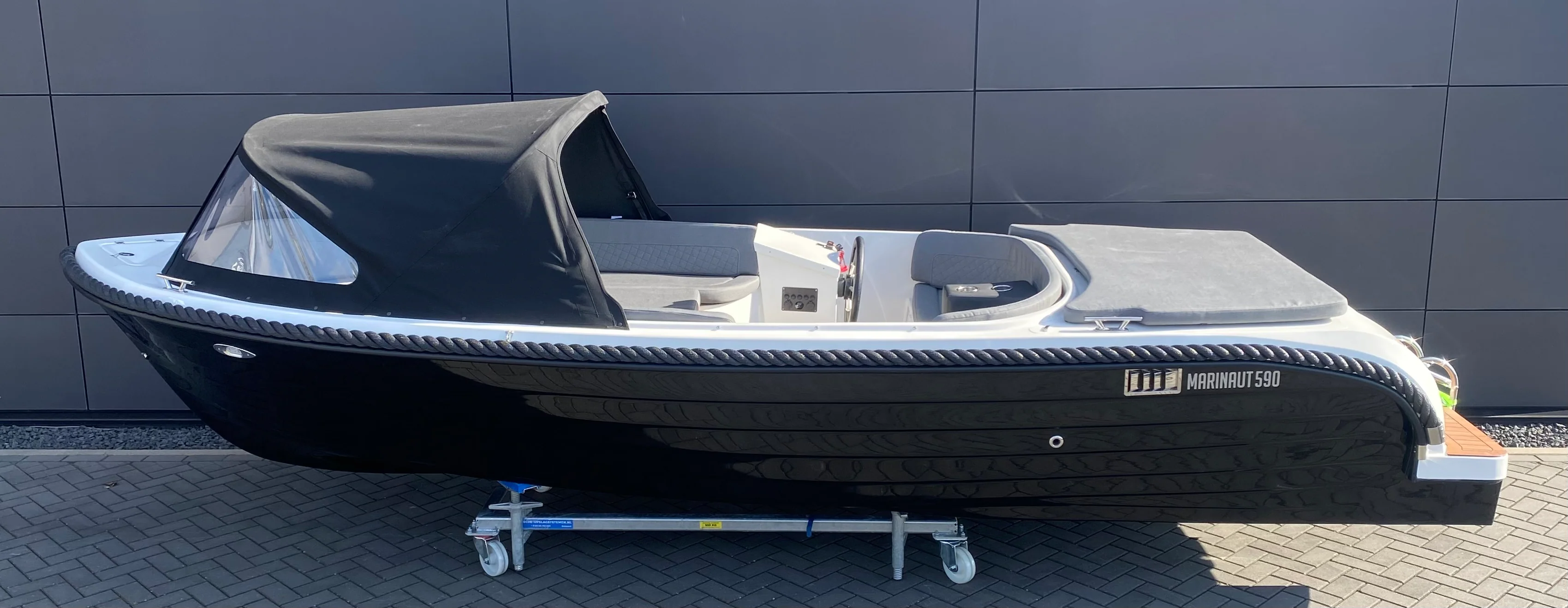 Marinaut 590 Tendersloep 6 meter 8 personen - Image 8