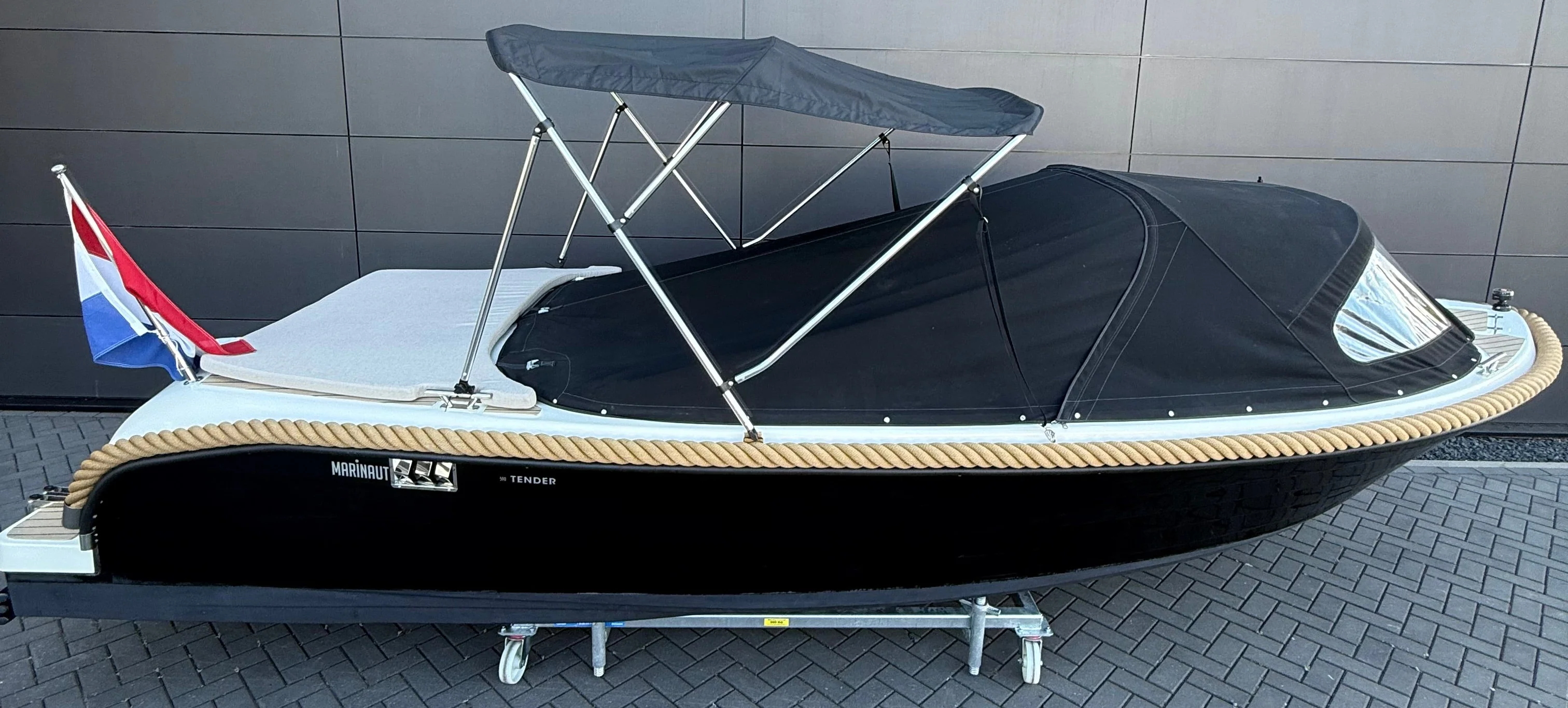 Marinaut 590 Tendersloep 6 meter 8 personen - Image 93