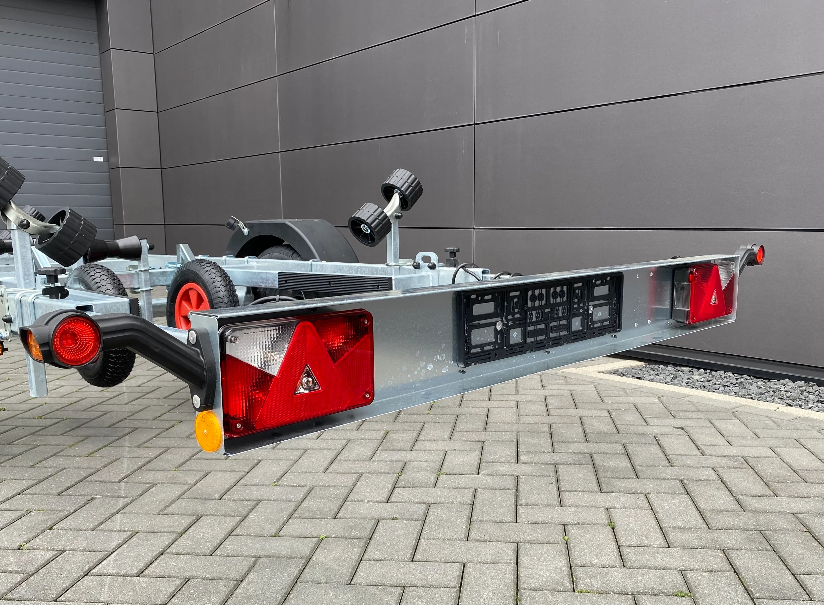 Marinaut 750 Boottrailer tendertrailer tot 565 kilogram en 6,5 meter - Image 17