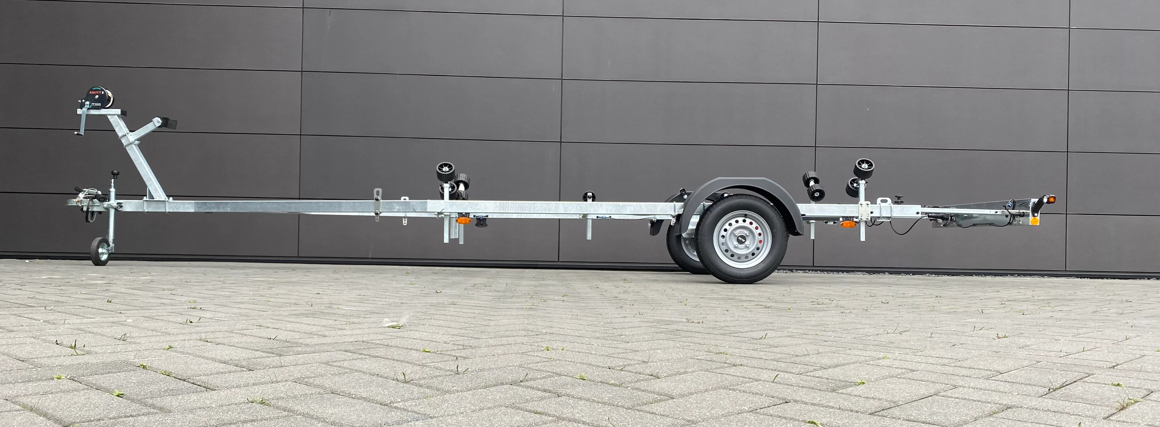Marinaut 750 Boottrailer tendertrailer tot 565 kilogram en 6,5 meter - Image 3