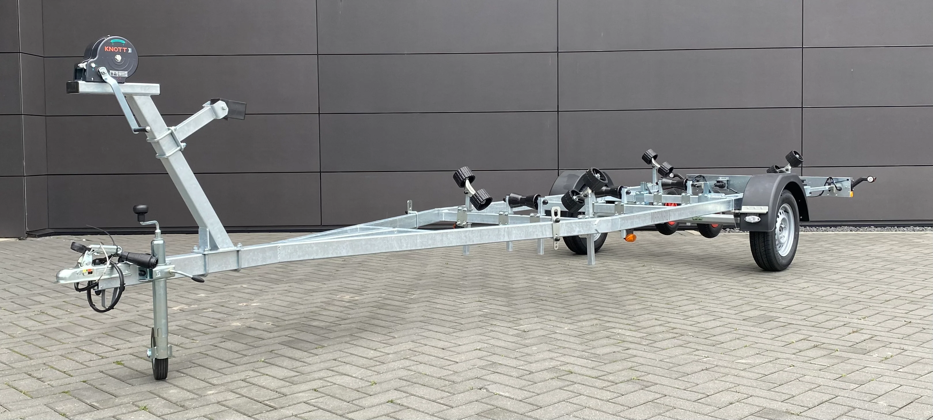 Marinaut 750 Boottrailer tendertrailer tot 565 kilogram en 6,5 meter - Image 7