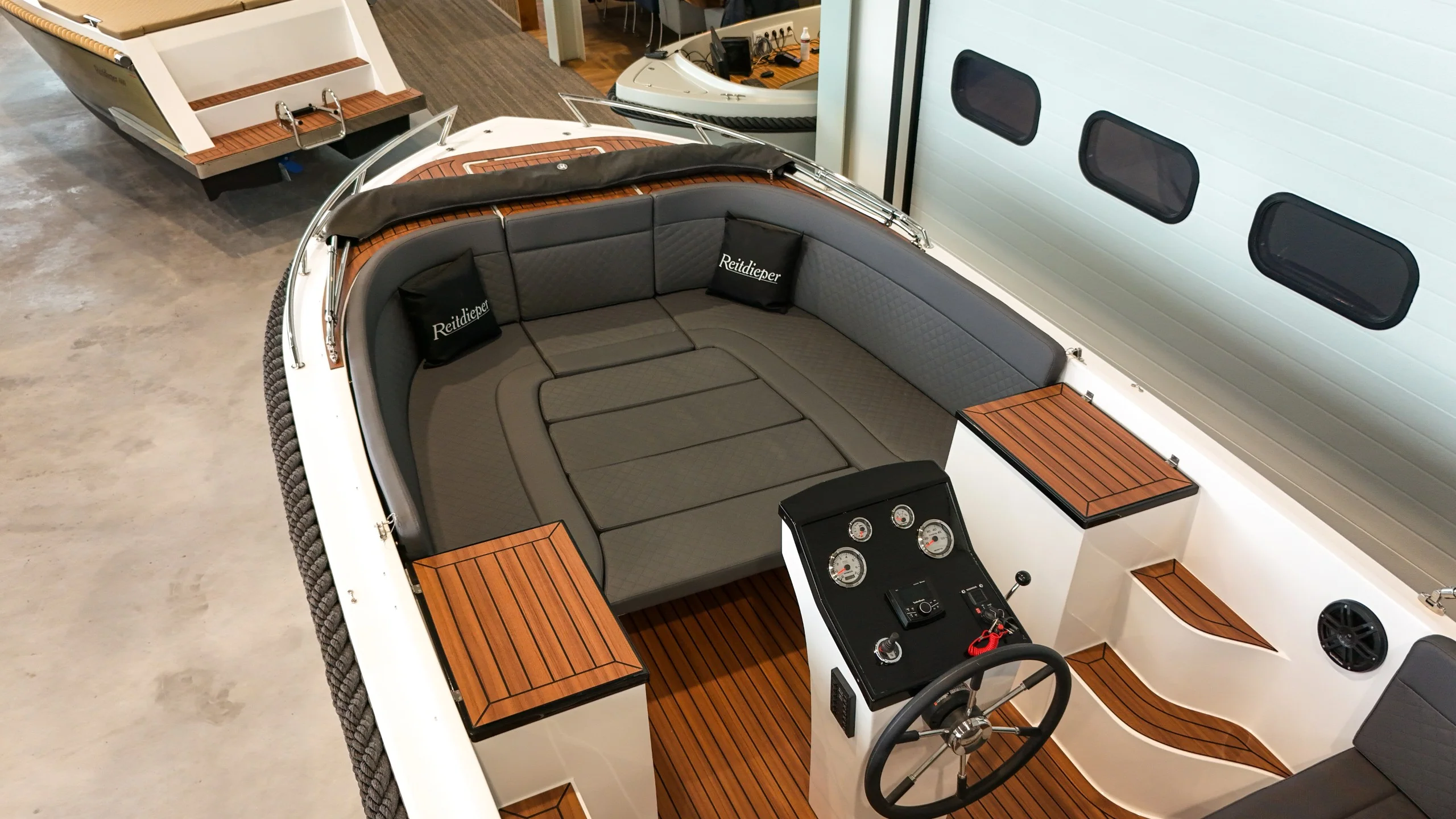 Reitdieper 730 Tendersloep - 7 meter - Image 23