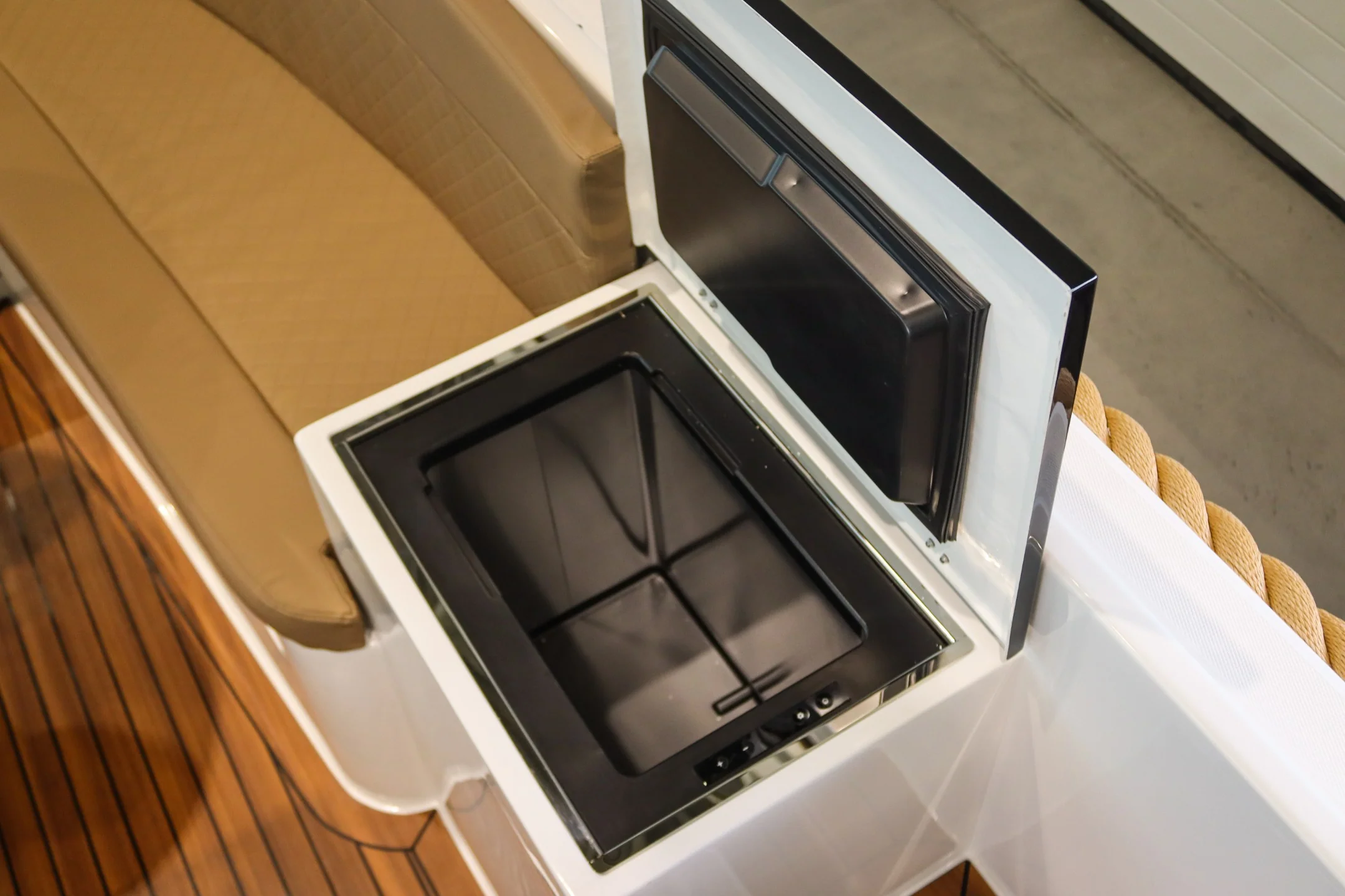 Reitdieper 634 / 635 Tender - Image 20