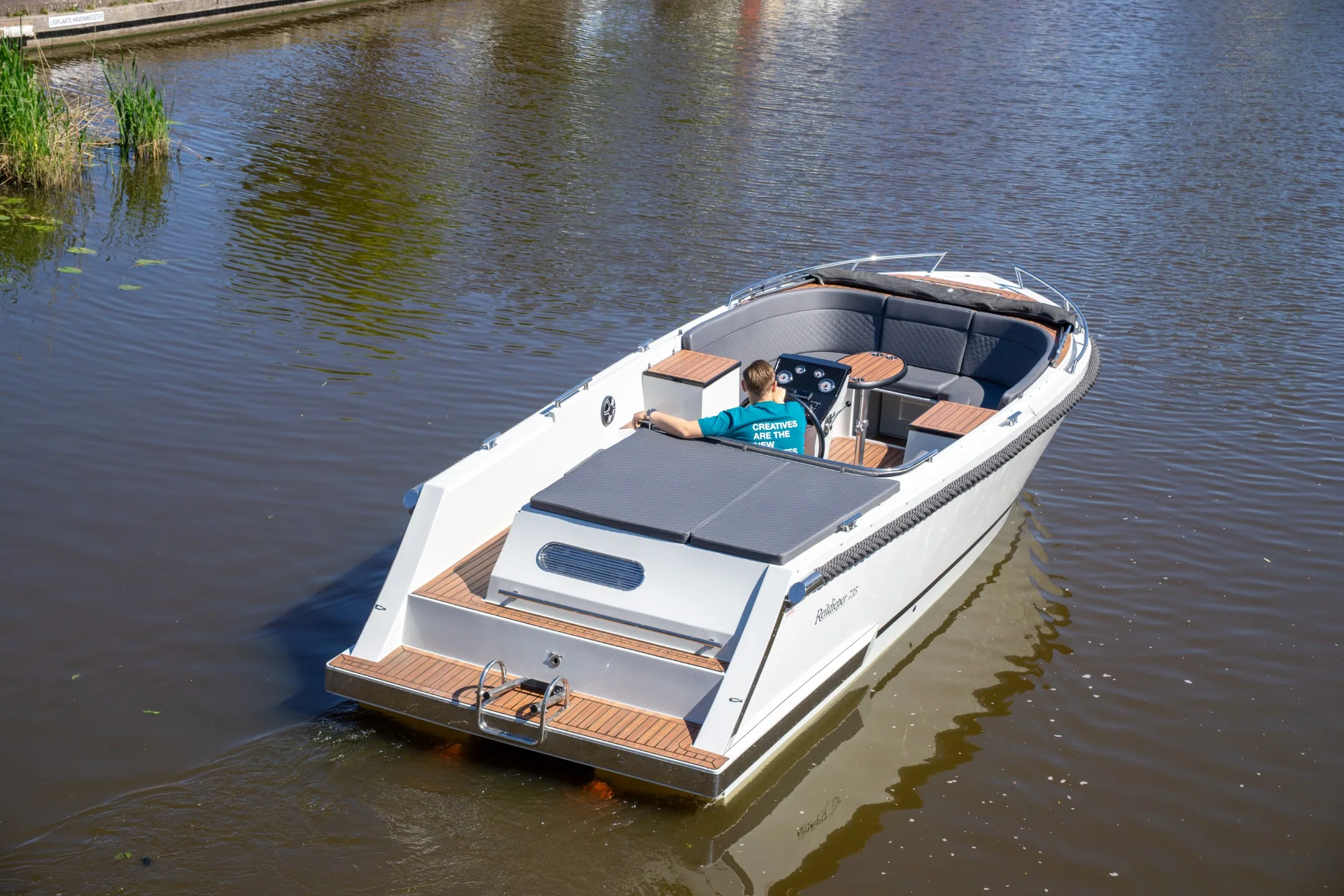 Reitdieper 735 Tender - Image 104