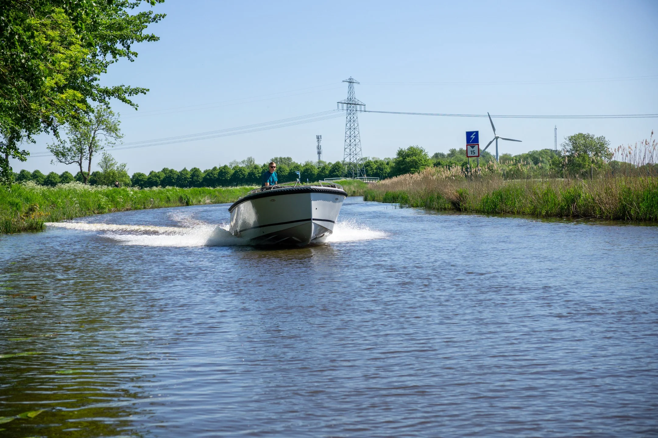 Reitdieper 735 Tender - Image 147