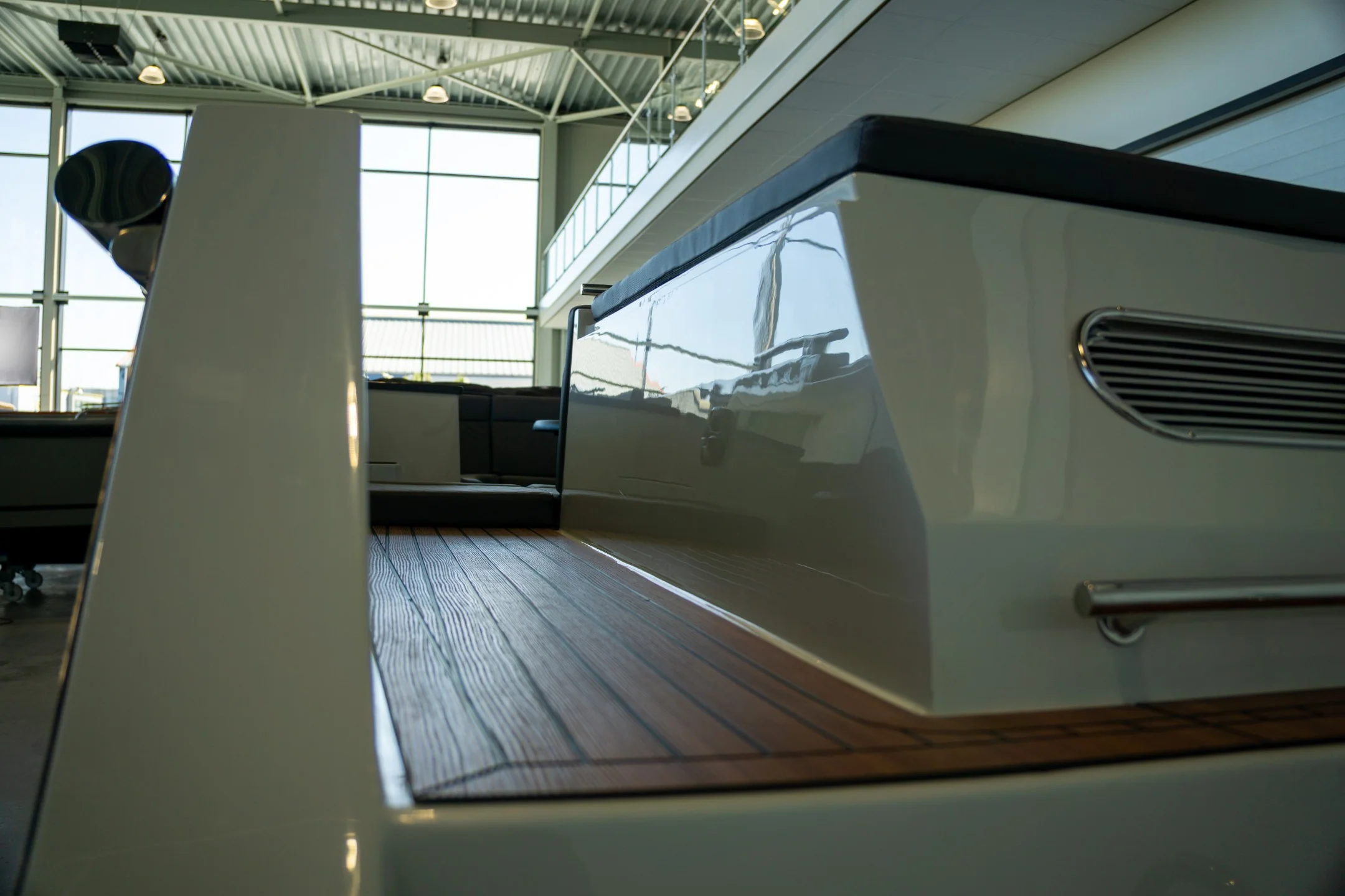 Reitdieper 735 Tender - Image 38