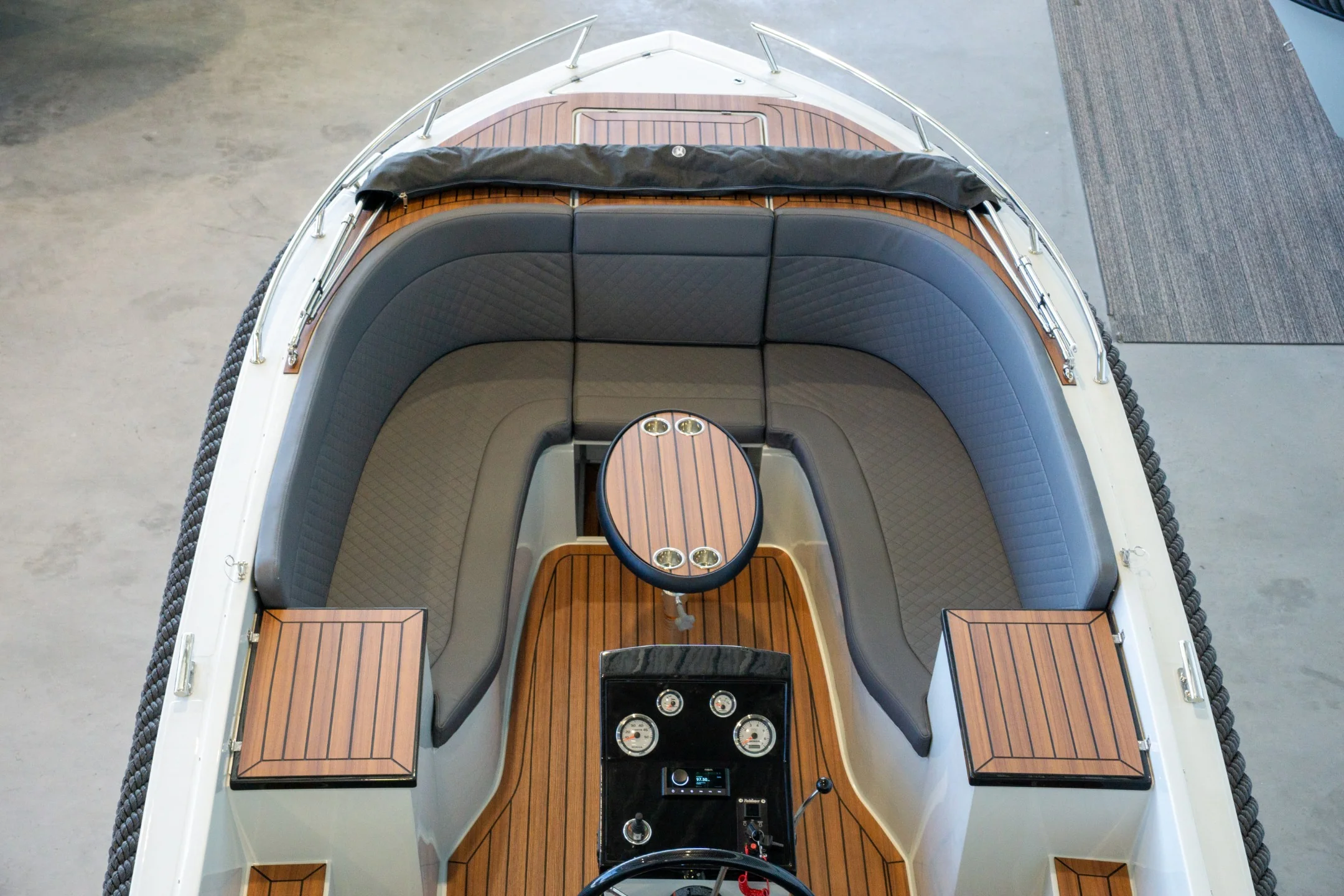 Reitdieper 735 Tender - Image 9