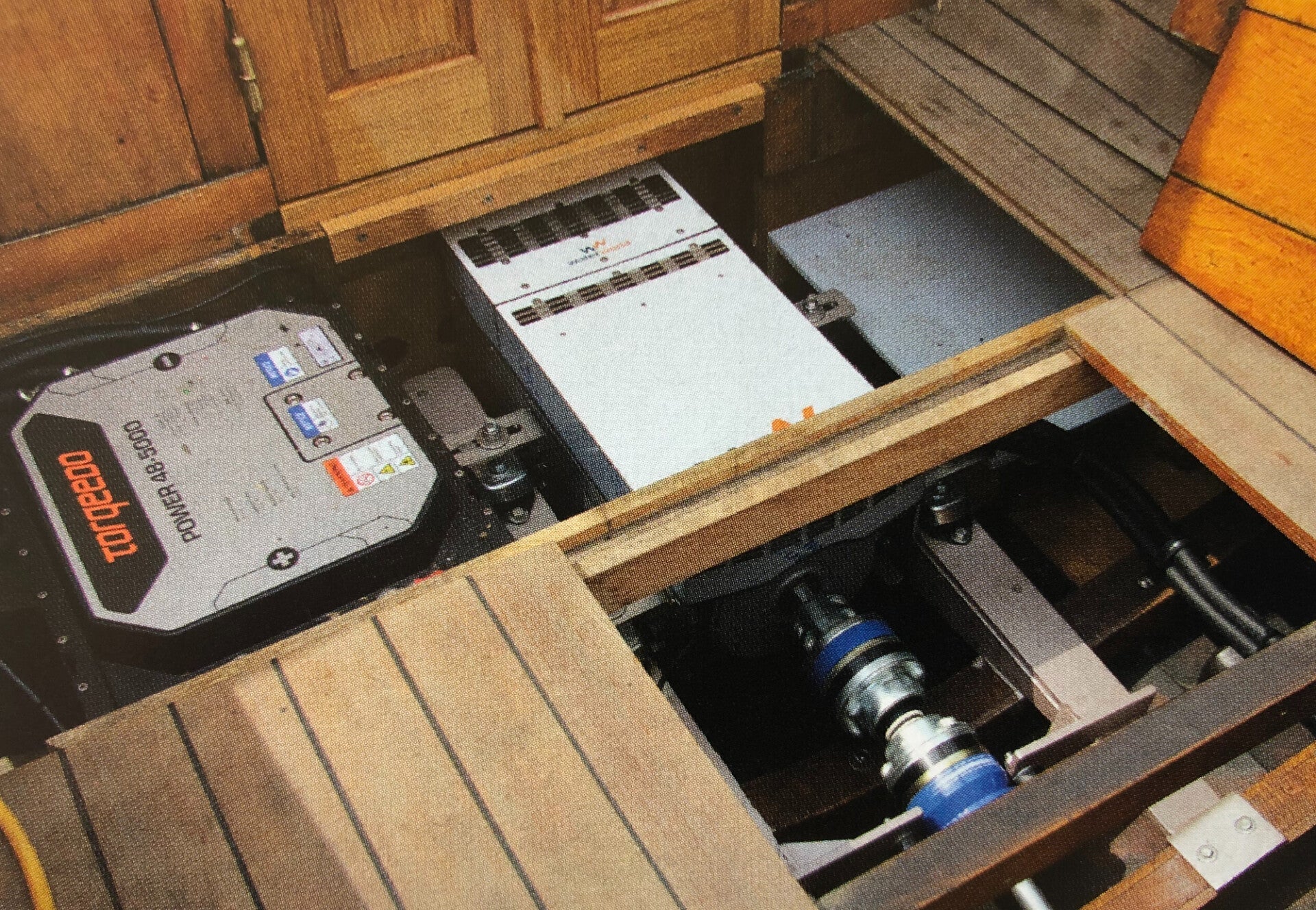 Waterworld 4.0 i/h 10.0 i/h 20.0 i/h (hybride) elektrische binnenboordmotor 5 - 20 kW 48V - Image 23