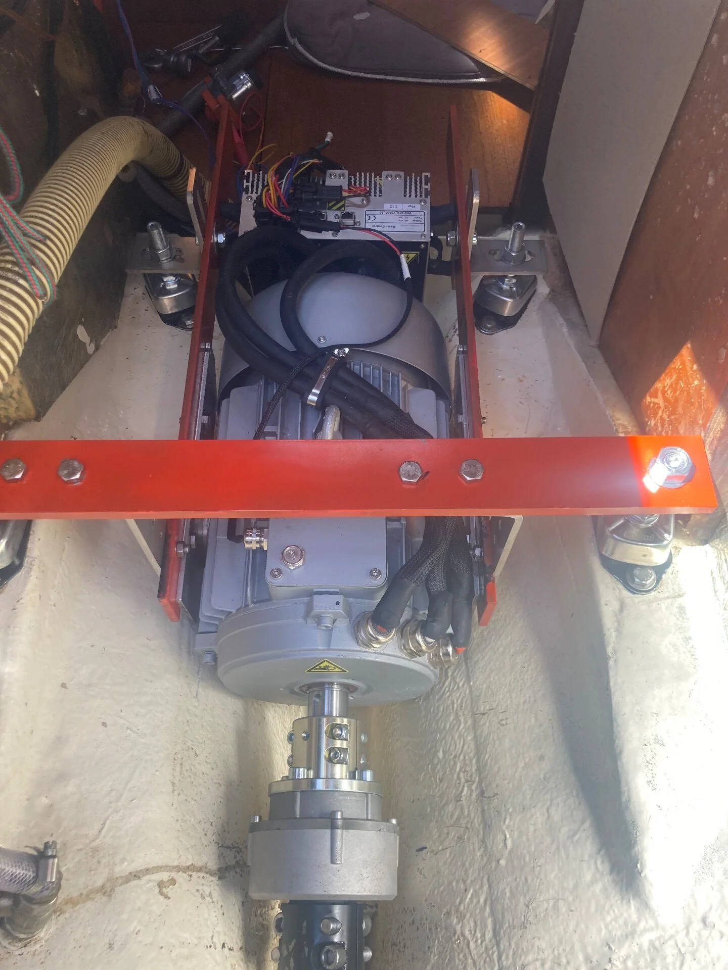 Waterworld 4.0 i/h 10.0 i/h 20.0 i/h (hybride) elektrische binnenboordmotor 5 - 20 kW 48V - Image 45